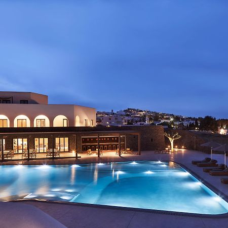 Orama Hotel & Spa Тира Экстерьер фото The resort at night